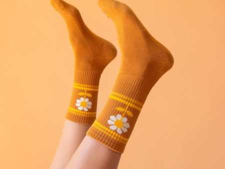 retro flower ribbed crew socks Online