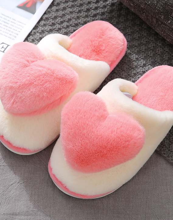 pink heart fuzzy slippers Supply