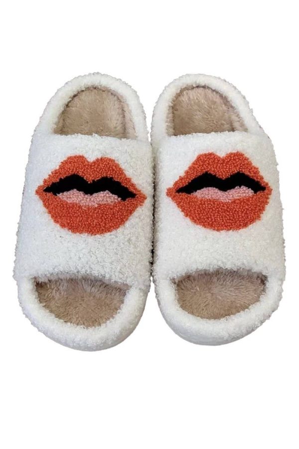 lips slippers on Sale